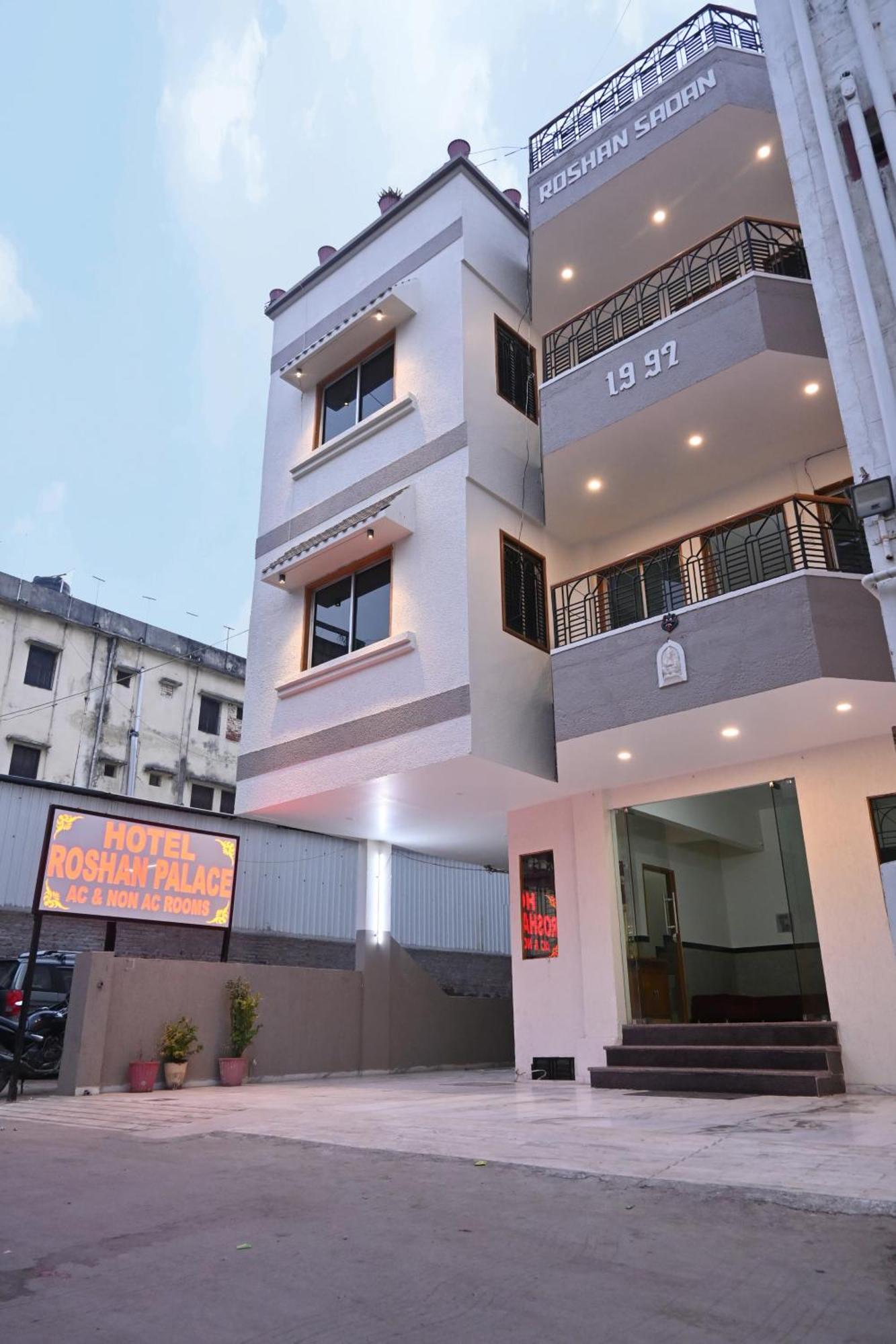 Hotel Roshan Palace Ambaji Zewnętrze zdjęcie